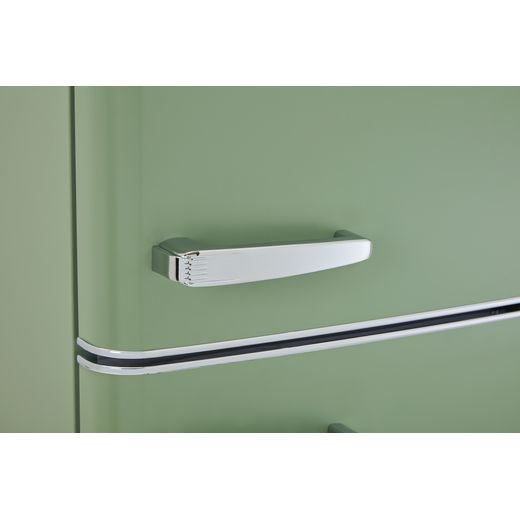CDA Fridge Freezer - Green - Close up handle shot