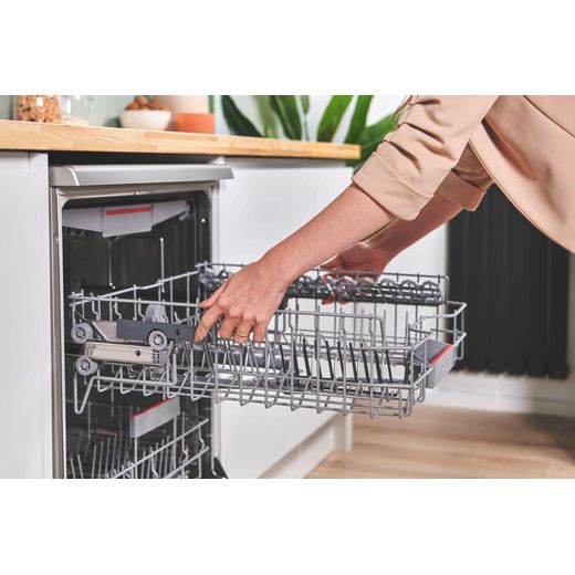 Bosch Series 6 Standard Dishwasher - Silver - Adjusting rack