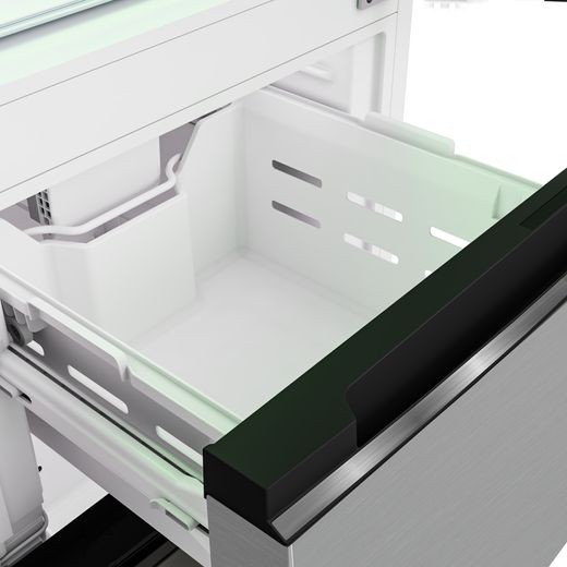 Beko HarvestFresh™ 60/40 Fridge Freezer - Black - Close up drawer shot 
