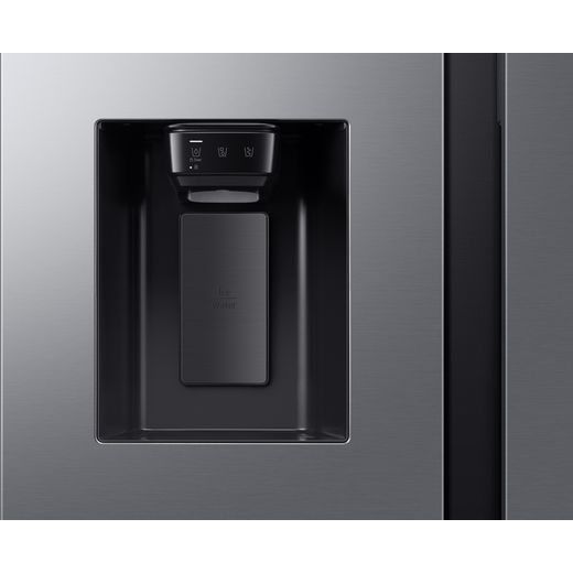 Samsung Series 6 American Fridge Freezer - Silver - Water dispenser