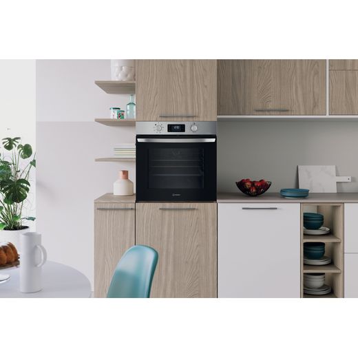 Indesit IO 253 X UK Electric Single Oven Stainless Steel - Oven in kitchen shot 