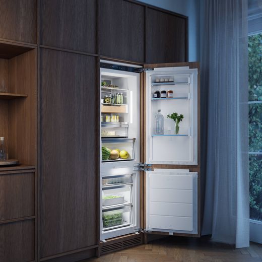 ASKO RBC576DNC1.UK Wifi Connected 177cm 60/40 Integrated Frost Free Fridge Freezer with Door-on-door - White - Fridge freezer in kitchen