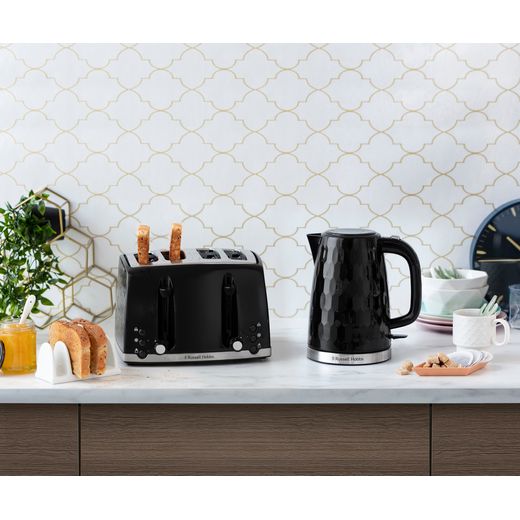 26051_BK_russellhobbs_kettle_09a