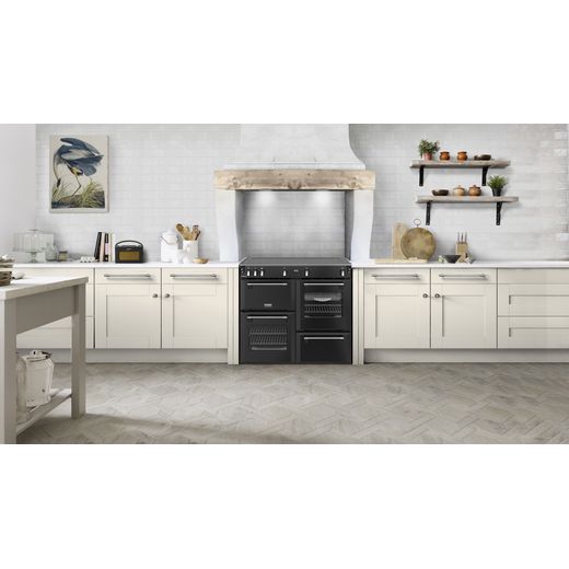 Stoves Richmond 100Ei TCH 100cm Electric Range Cooker with Induction Hob - Black - Cooker in kitchen shot