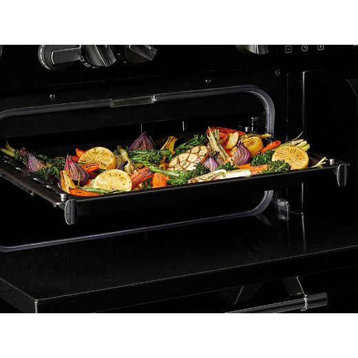 SStoves Dual Fuel Range Cooker - Anthracite - Food in grill shot