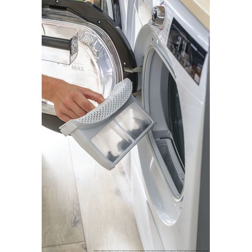 Hoover H-DRY 350 HRE H10N2TBE-80 Wifi Connected 10Kg Heat Pump Tumble Dryer - White - Person removing lint tray shot