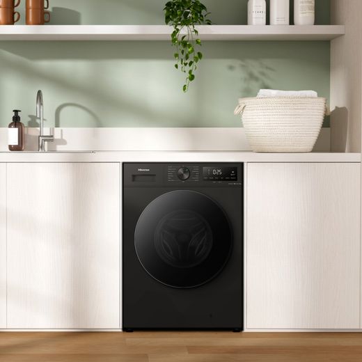 Hisense 1i Series WF1I9042BBP2 9kg Washing Machine with 1400 rpm - Black - lifestyle - washing machine in situ