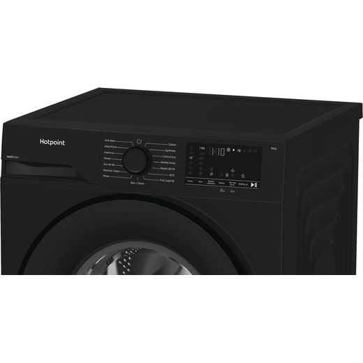 Hotpoint AntiStain H 101B ANTI STAIN UK Washing Machine with 1400 rpm - Black - Close up shot