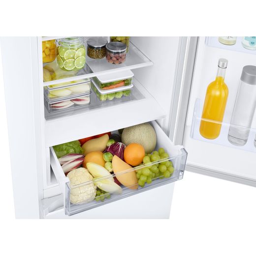 Samsung Frost Free Fridge Freezer - White - Interior shot