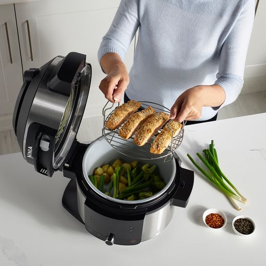 Ninja Foodi 11-in-1 SmartLid 6 Litre Multi Cooker - Stainless Steel / Black