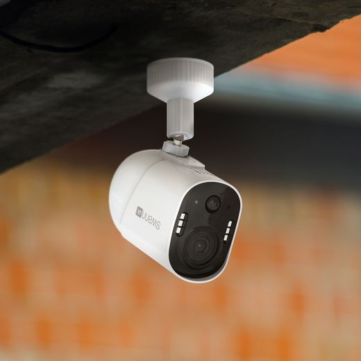 Swann Xtreem Pro™ 4K Wireless Camera with Spotlights Smart Home Security Camera - White - Security camera on wall